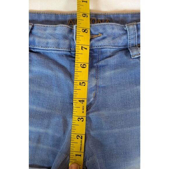 Arizona Jean Co Women’s Shorts Size 7 Denim Roll Cuff - Picture 4 of 6